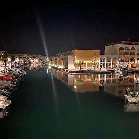 Studette Avec Spa & Jacuzzi Sete Bagian luar foto
